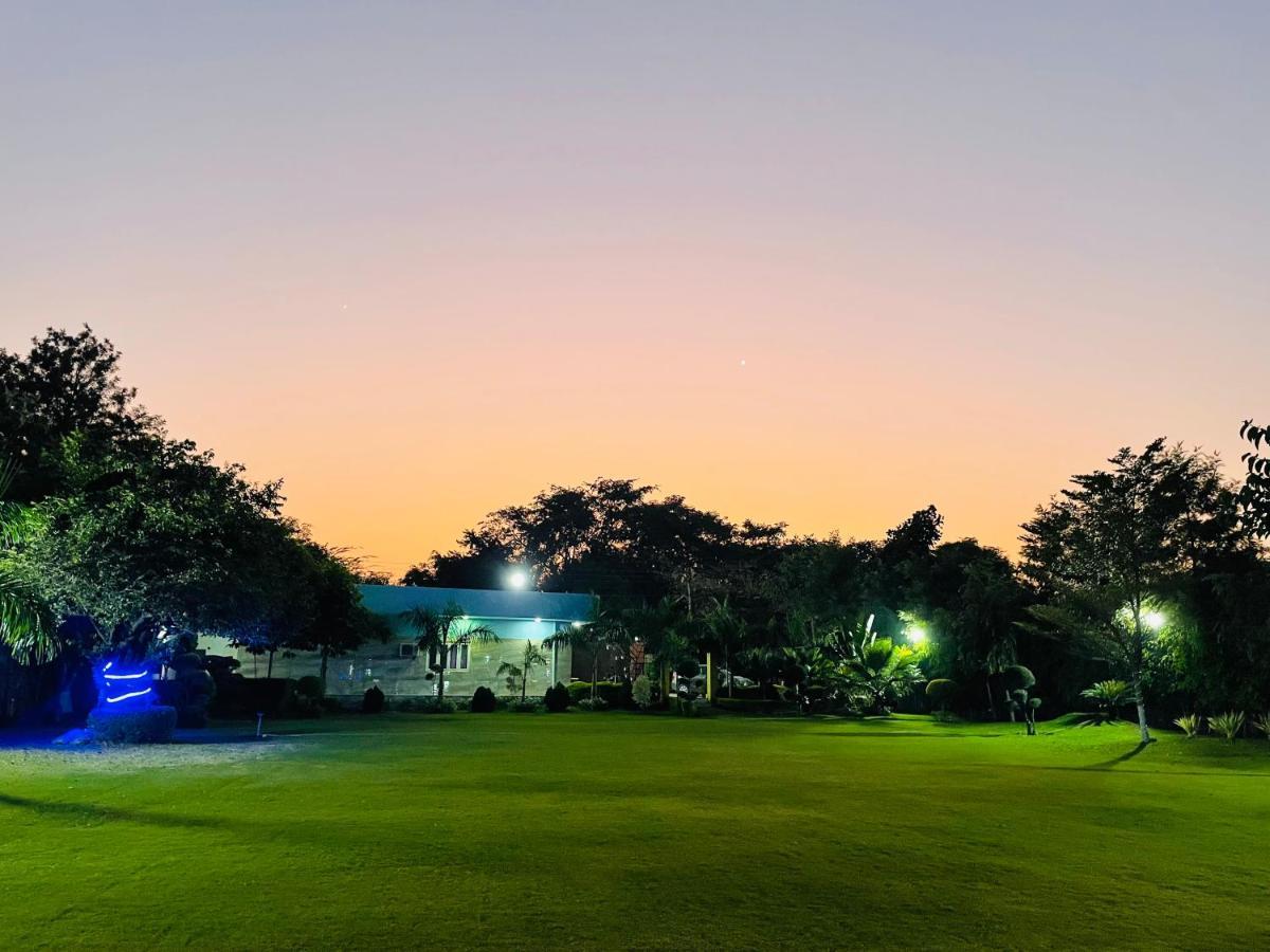 Anantam Aravali Gurgaon Exterior foto